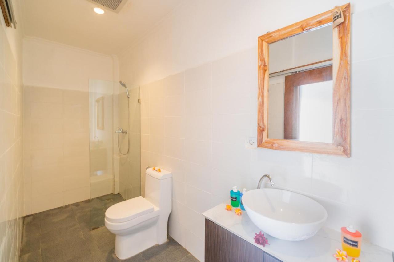 Wooden Puri Guesthouse Uluwatu Zewnętrze zdjęcie