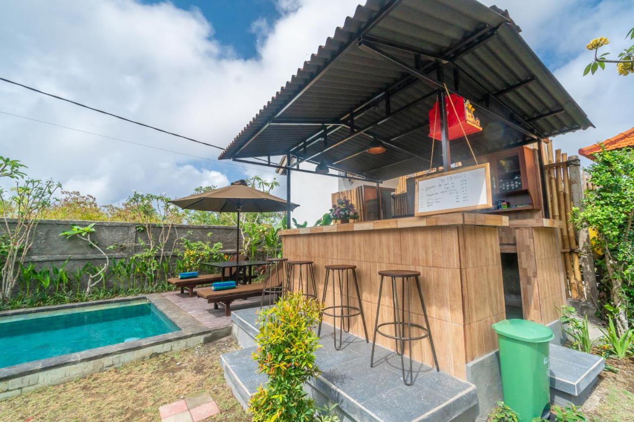 Wooden Puri Guesthouse Uluwatu Zewnętrze zdjęcie