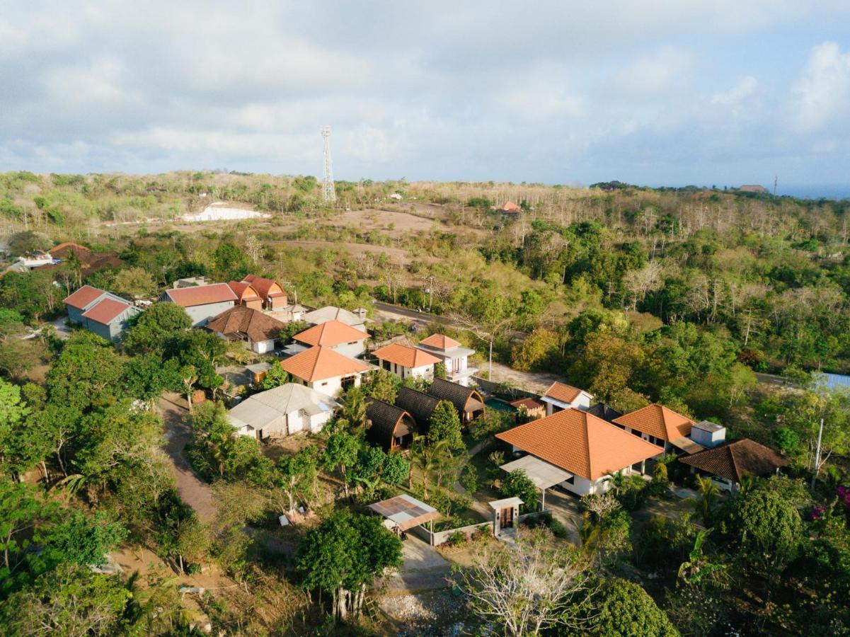 Wooden Puri Guesthouse Uluwatu Zewnętrze zdjęcie