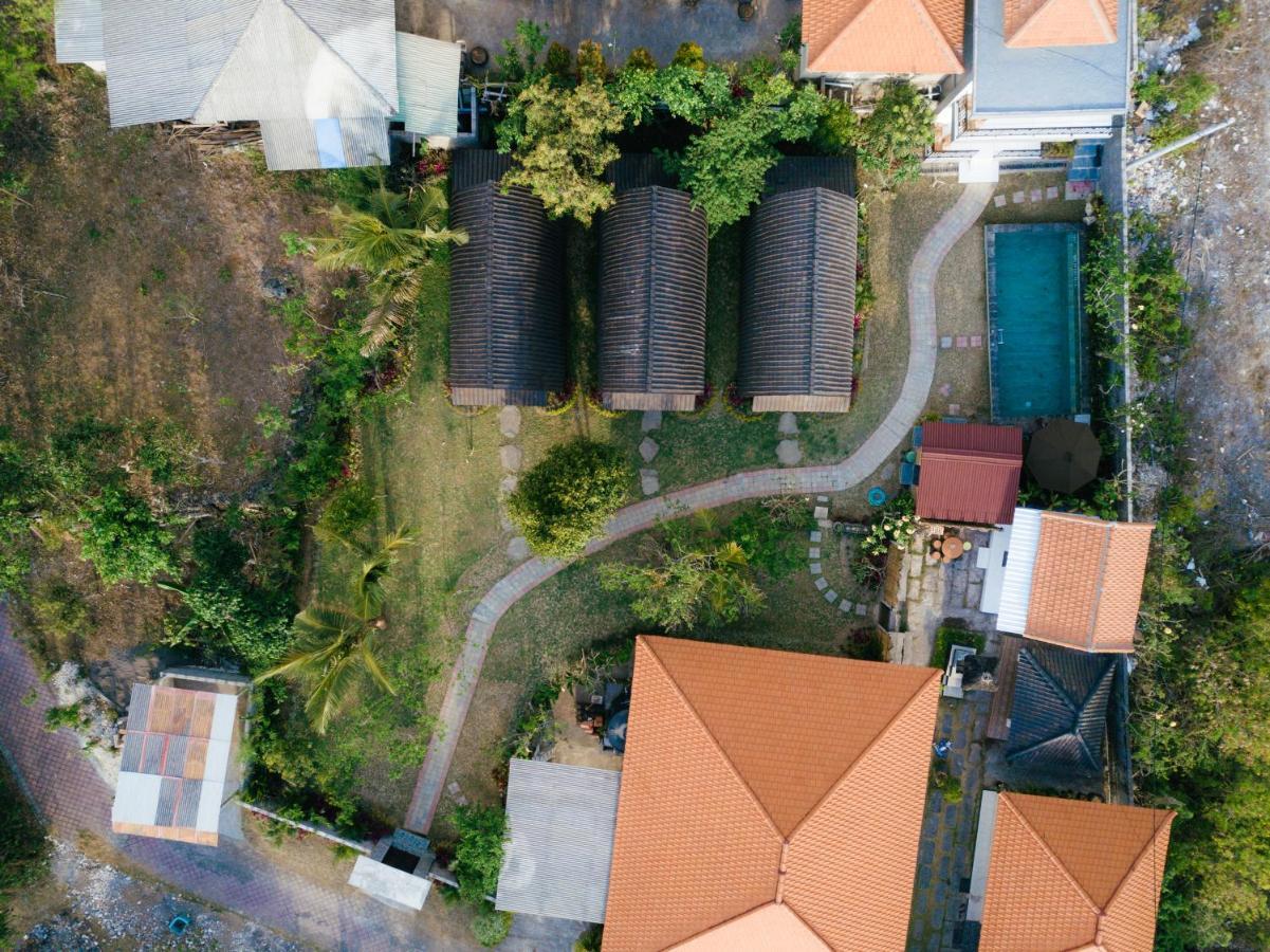 Wooden Puri Guesthouse Uluwatu Zewnętrze zdjęcie